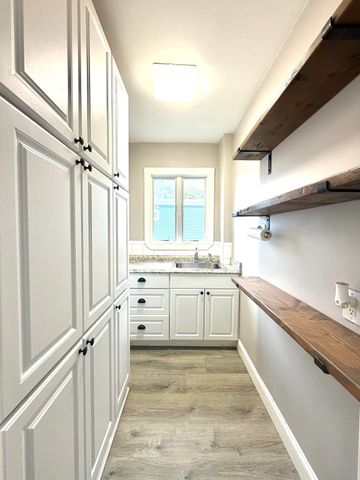 22 Washburn 2, Lynn, MA 01902