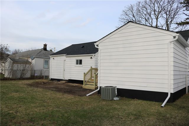 91 Vinal Avenue, Irondequoit, NY 14609