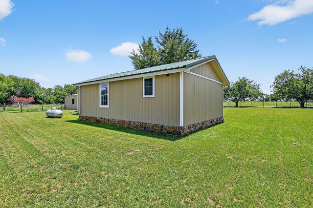 237 Mt Pleasant Road, Valley View, TX 76272