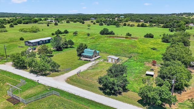 237 Mt Pleasant Road, Valley View, TX 76272
