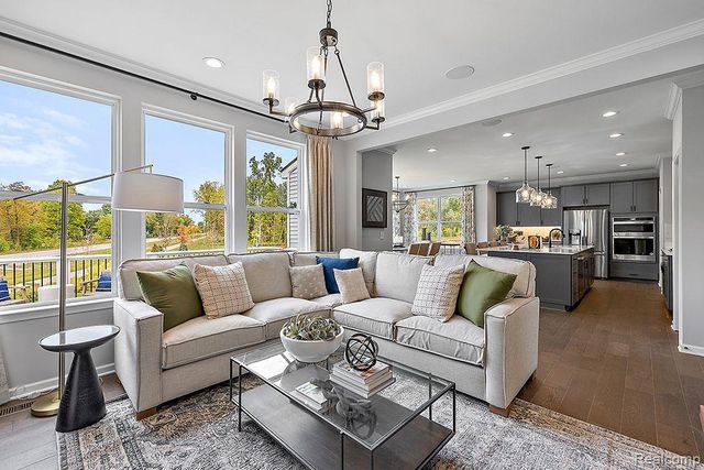 24965 Sheffield Forest Drive, Macomb, MI 48051