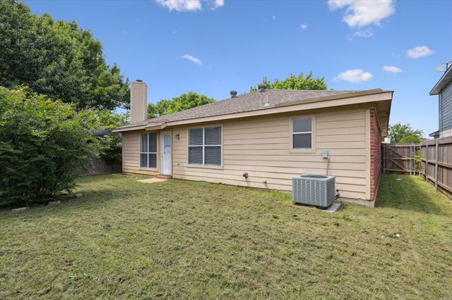 2309 Stagecoach Street, Fort Worth, TX 76133