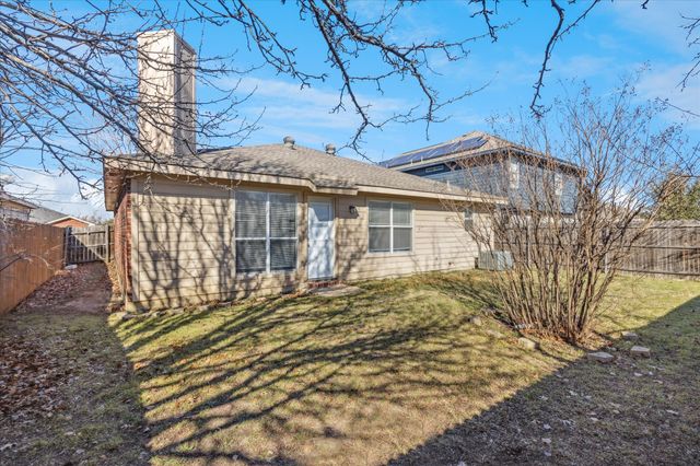 2309 Stagecoach Street, Fort Worth, TX 76133