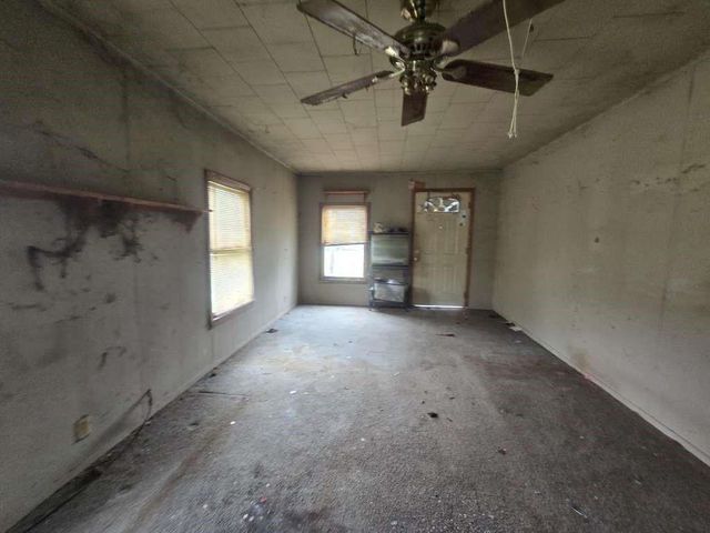 203 Cedar Circle, Daisetta, TX 77357