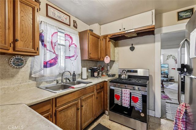 3309 W Florence, Los Angeles, CA 90043