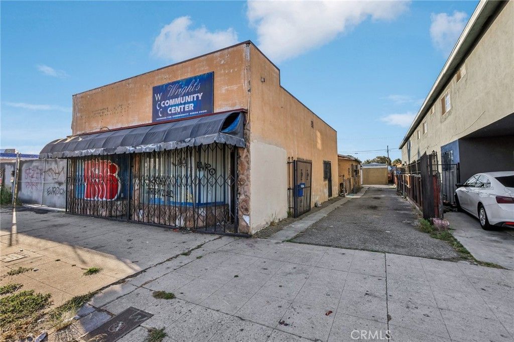 3309 W Florence, Los Angeles, CA 90043