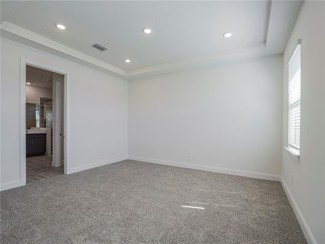 5618 Hampton Park Circle, Vero Beach, FL 32966