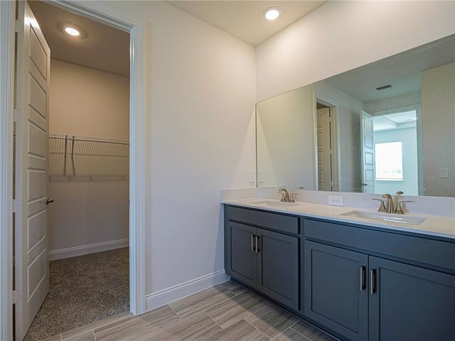 5618 Hampton Park Circle, Vero Beach, FL 32966