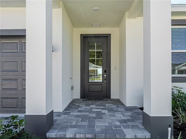 5618 Hampton Park Circle, Vero Beach, FL 32966