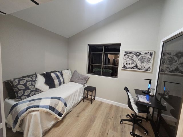 7122 Wood Hollow DR 22, Austin, TX 78731