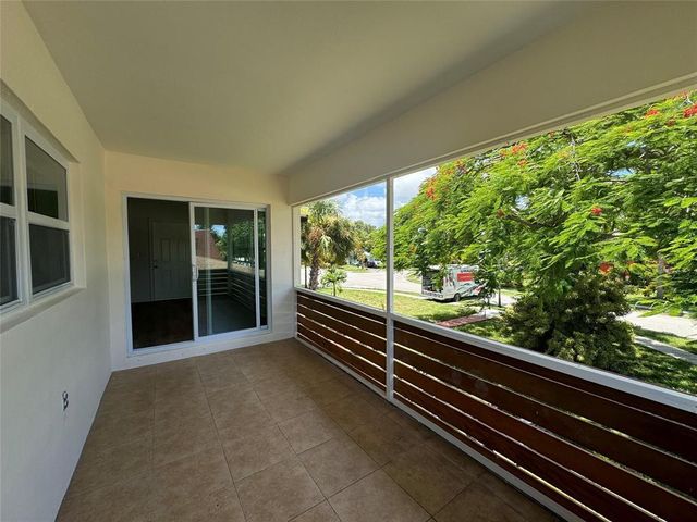 2200 NE 173RD Street 4, North Miami Beach, FL 33160