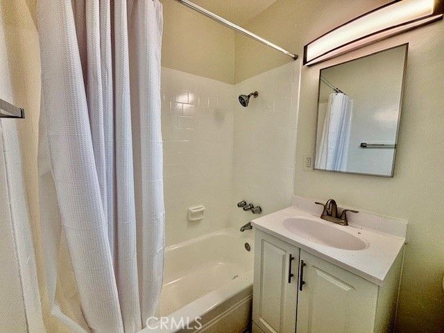 12425 Harris, Lynwood, CA 90262