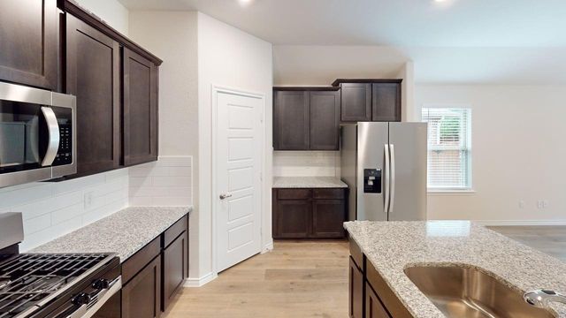 3920 Glastonbury Road, Mckinney, TX 75071