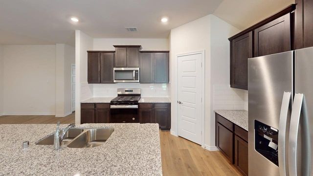 3920 Glastonbury Road, Mckinney, TX 75071