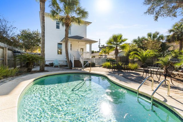 80 Dolphin Street, Destin, FL 32541
