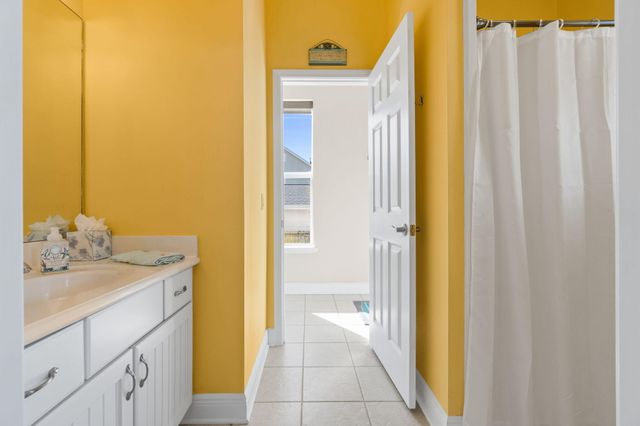 80 Dolphin Street, Destin, FL 32541