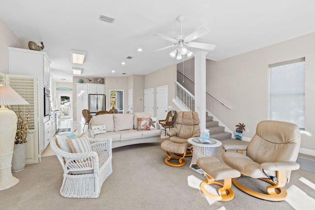 80 Dolphin Street, Destin, FL 32541