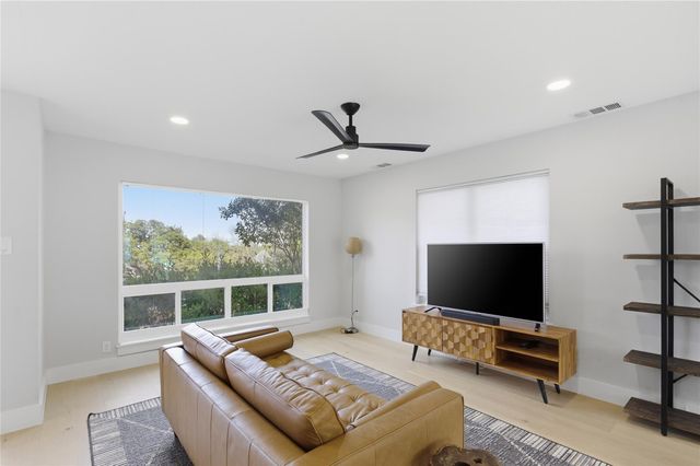 501 Lightsey RD, Austin, TX 78704