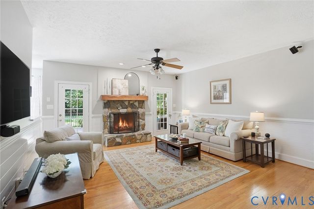 12123 Deer Ridge Ct, Ashland, VA 23005