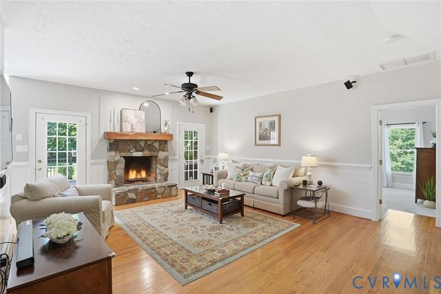 12123 Deer Ridge Ct, Ashland, VA 23005