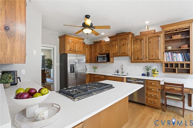 12123 Deer Ridge Ct, Ashland, VA 23005