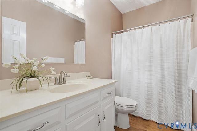 12123 Deer Ridge Ct, Ashland, VA 23005