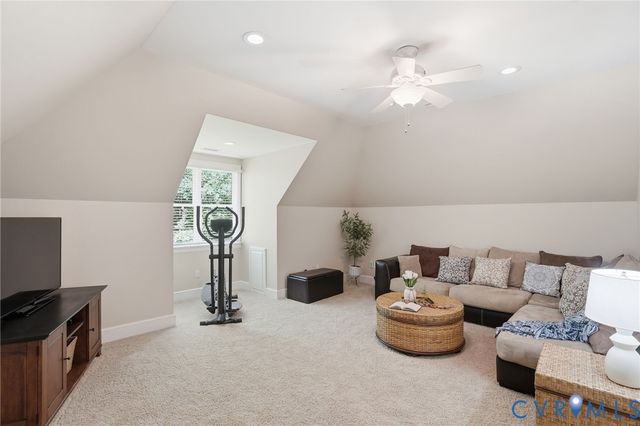 12123 Deer Ridge Ct, Ashland, VA 23005