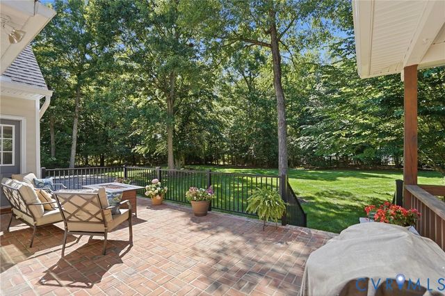 12123 Deer Ridge Ct, Ashland, VA 23005
