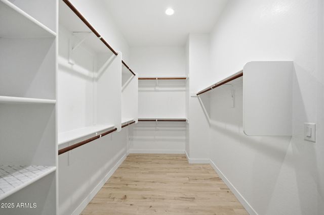 9749 E TAHOE Avenue, Mesa, AZ 85212