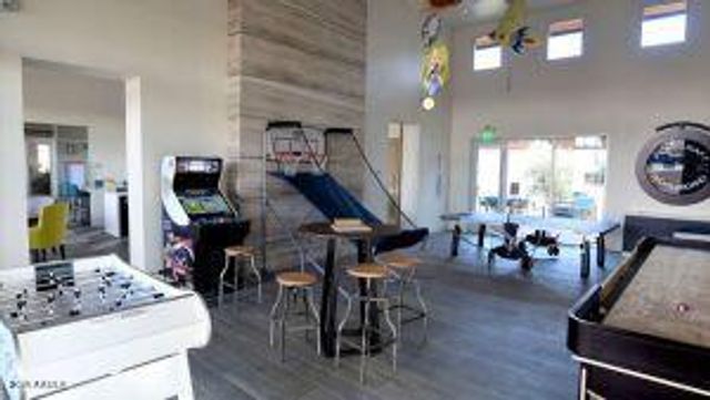 9749 E TAHOE Avenue, Mesa, AZ 85212