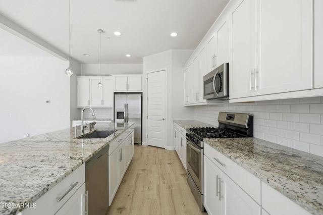 9749 E TAHOE Avenue, Mesa, AZ 85212