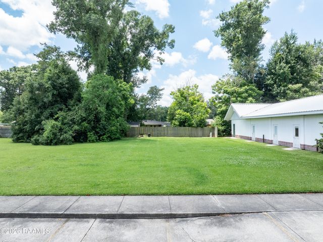 211, 207 W Brentwood Boulevard, Lafayette, LA 70503
