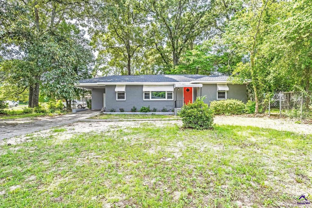 101 Sparta Street, Warner Robins, GA 31088