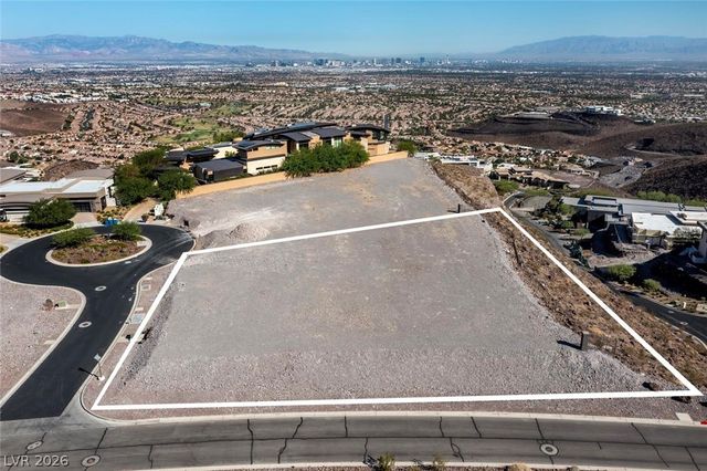 2 Heavens Edge Court, Henderson, NV 89012