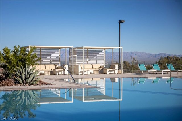 2 Heavens Edge Court, Henderson, NV 89012