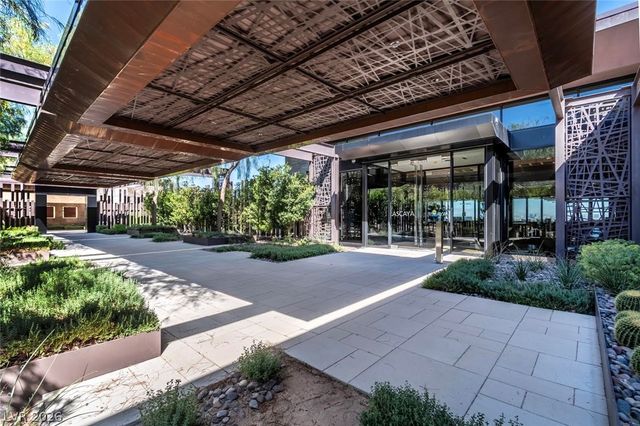 2 Heavens Edge Court, Henderson, NV 89012