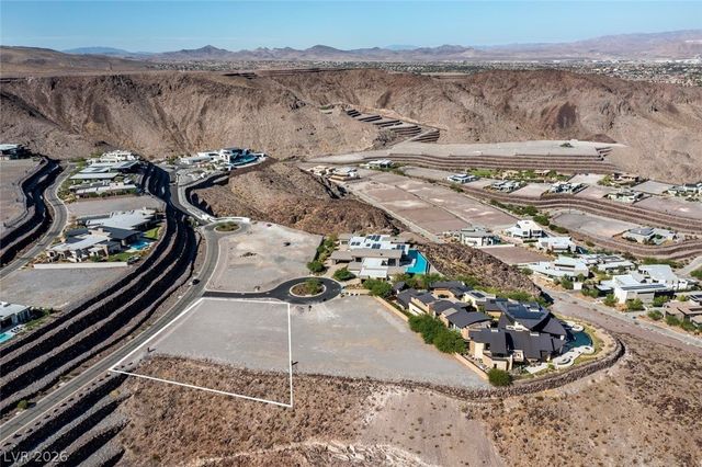 2 Heavens Edge Court, Henderson, NV 89012
