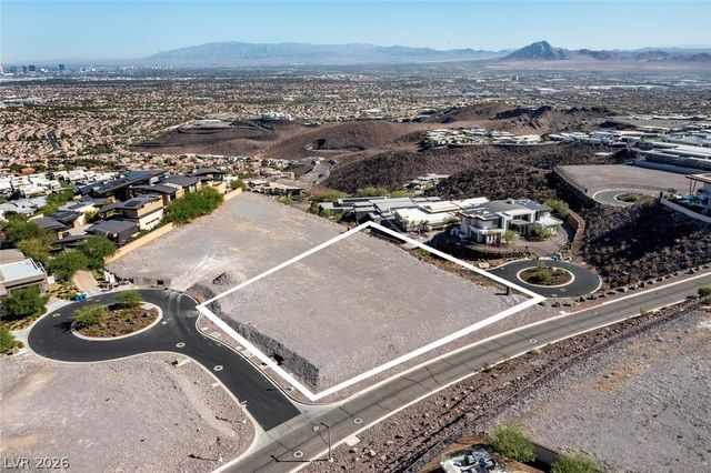 2 Heavens Edge Court, Henderson, NV 89012