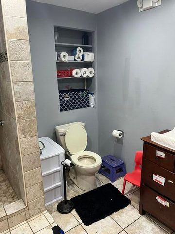 19211 Beech Daly, Redford Charter Twp, MI 48240