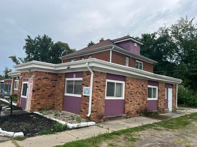 19211 Beech Daly, Redford Charter Twp, MI 48240