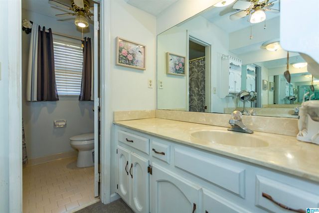 5204 HARVEST RIDGE LANE, Birmingham, AL 35242