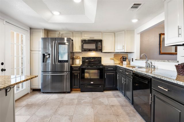 531 Towne House Lane, Richardson, TX 75081