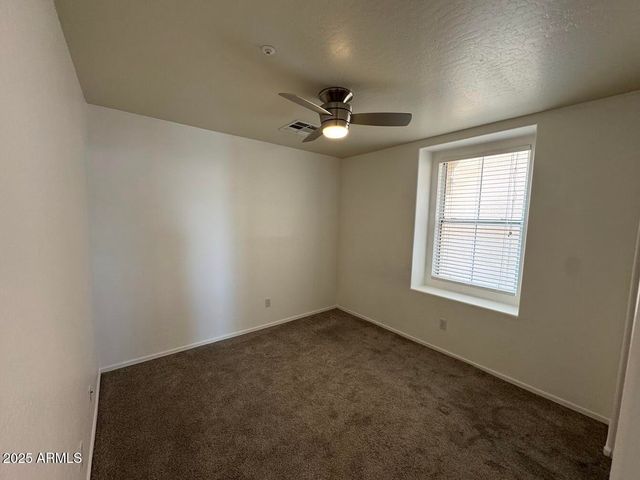 104 W Laurel Court, Gilbert, AZ 85233