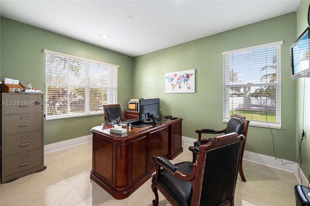 Image 21 of property listing at 18806 NW 23rd Pl, Pembroke Pines, FL 33029