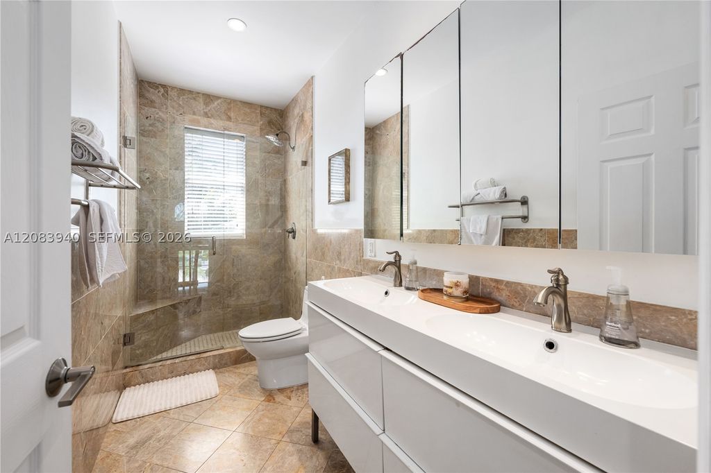 Image 26 of property listing at 18806 NW 23rd Pl, Pembroke Pines, FL 33029