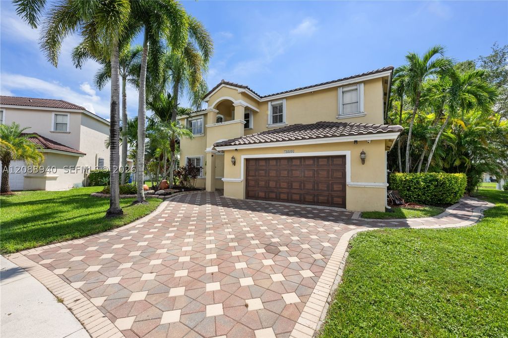 Image 3 of property listing at 18806 NW 23rd Pl, Pembroke Pines, FL 33029