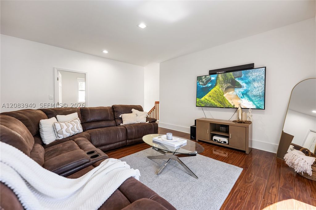 Image 31 of property listing at 18806 NW 23rd Pl, Pembroke Pines, FL 33029