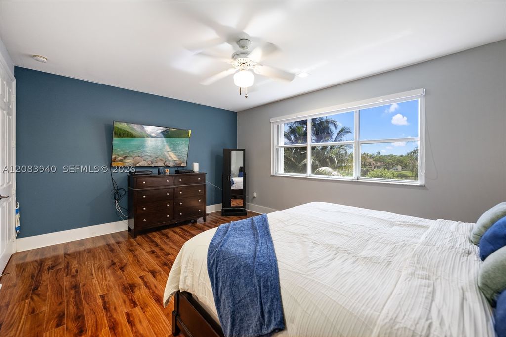 Image 34 of property listing at 18806 NW 23rd Pl, Pembroke Pines, FL 33029