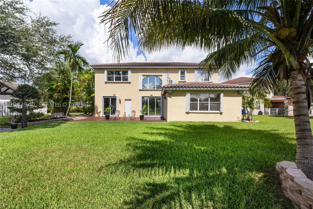 Image 46 of property listing at 18806 NW 23rd Pl, Pembroke Pines, FL 33029