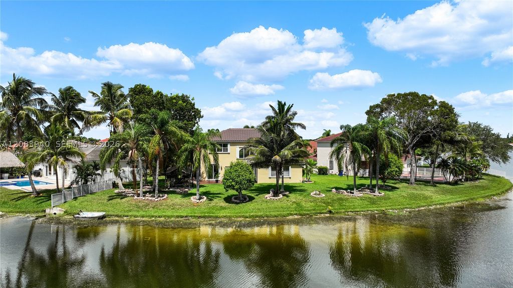 Image 48 of property listing at 18806 NW 23rd Pl, Pembroke Pines, FL 33029